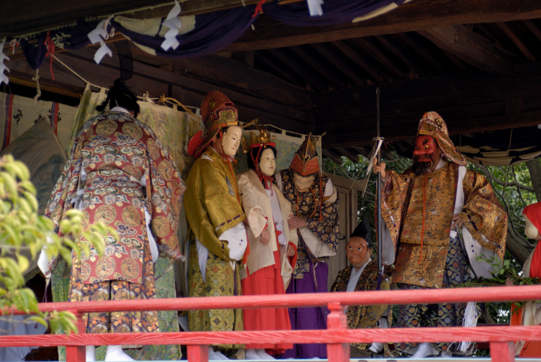 s n a p ( 稲毛浅間神社十二座神楽「天岩戸開きの舞」 )